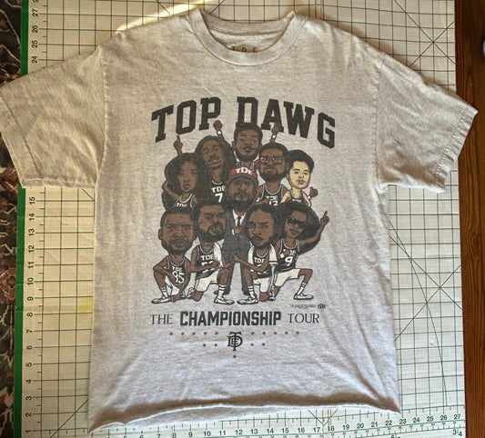 *Z's CLOSET* Top Dawg Tour Shirt 2018