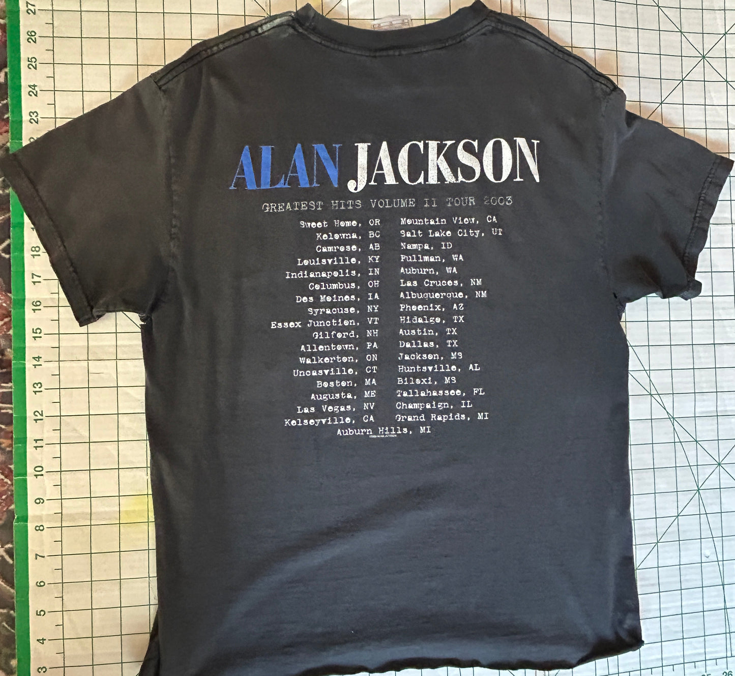 *Z's CLOSET* Alan Jackson Drive '03 tour